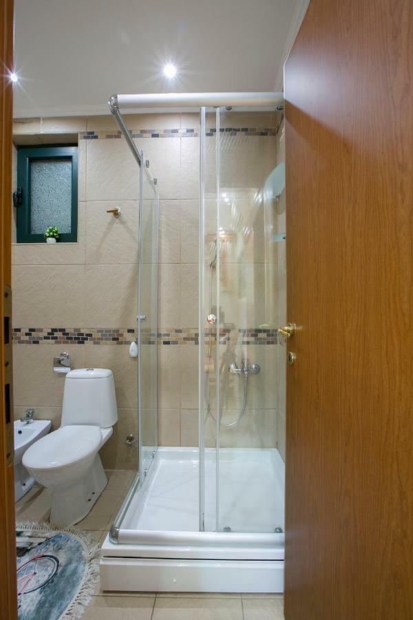 Apartments Holiday Lux Sutomore Exterior foto